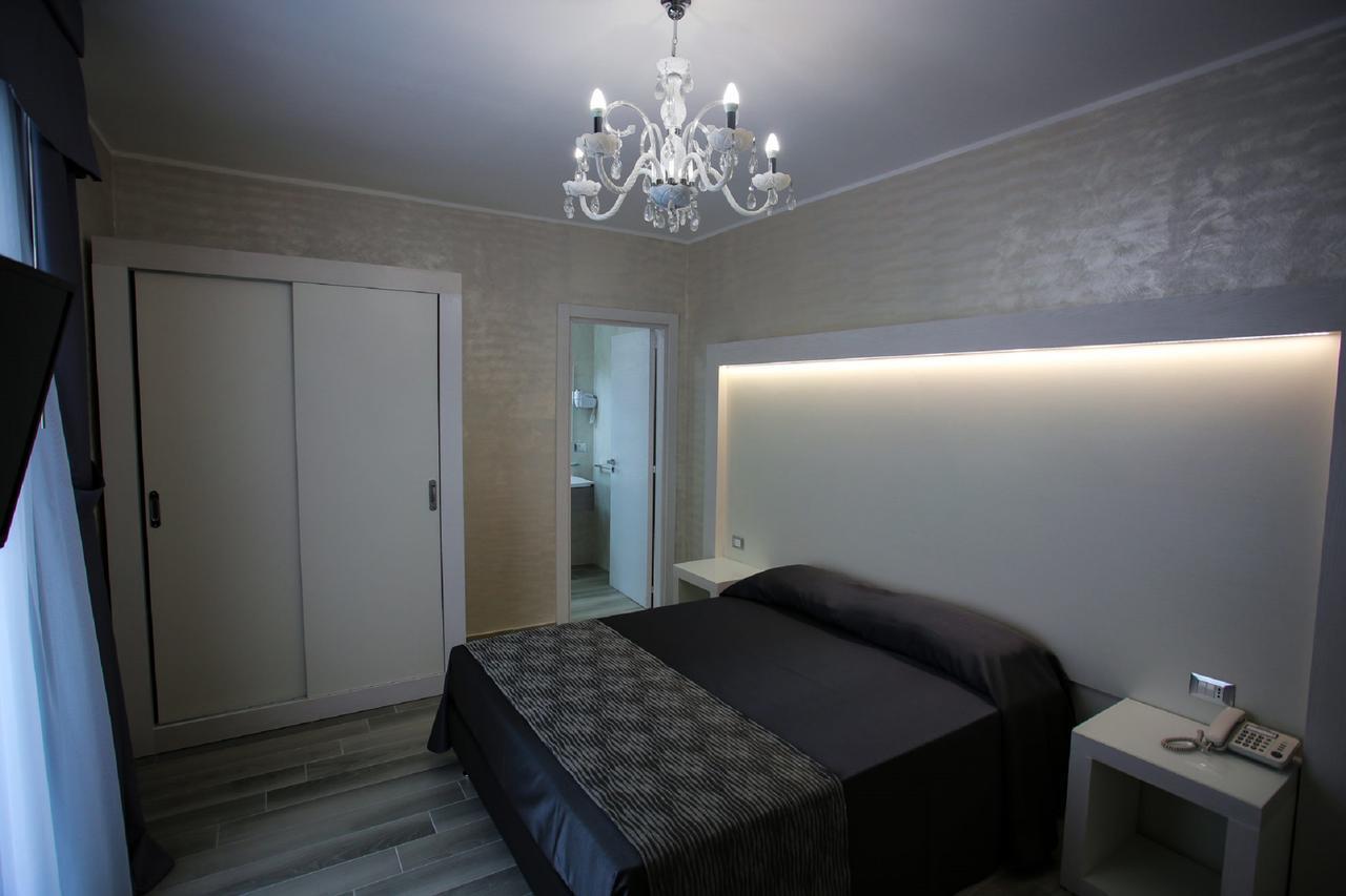 Hotel Paladini Порто-Чезарео Экстерьер фото