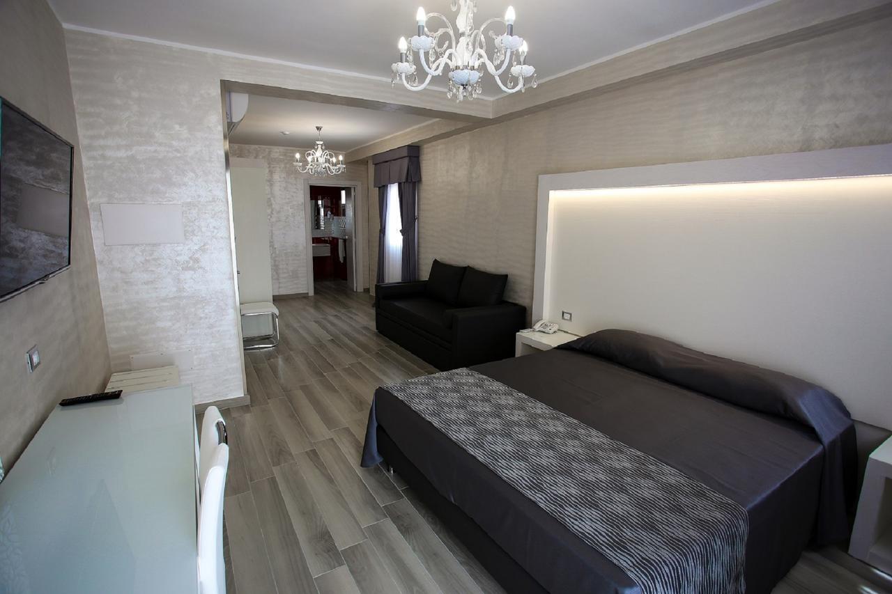 Hotel Paladini Порто-Чезарео Экстерьер фото
